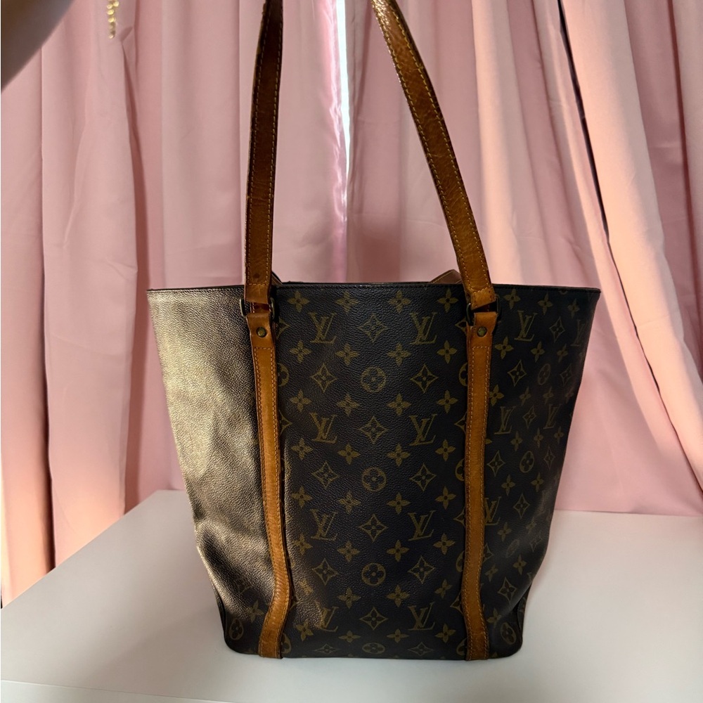 Louis Vuitton Monogram Shoulder Bag shopping bag - Picture 9 of 16